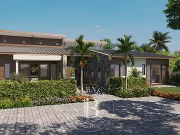 4 Bedroom Villa
