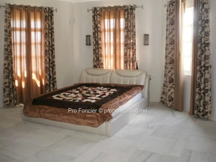 House for sale in  La Gaulette - Two-Storey house with panoramic  views.