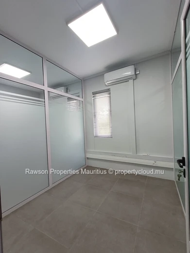 27m² Office To Let in Grande Rivière Noire