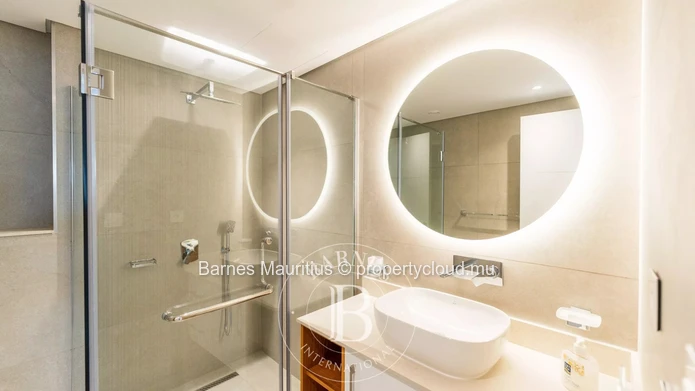 Pointe aux Canonniers - Appartement de Luxe au Rez-de-Chaussée – 3 Chambres