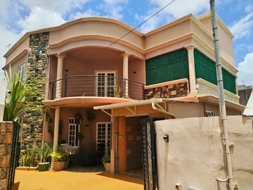 Maison de 6 Chambres
