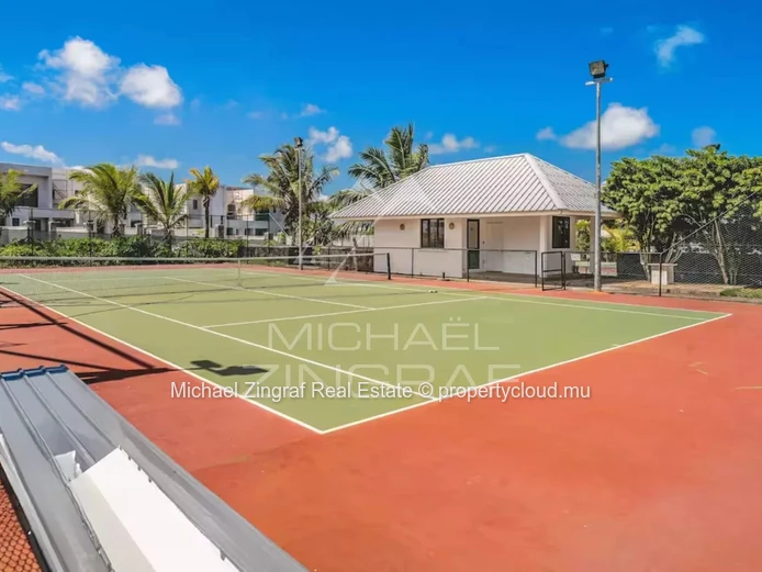 Île Maurice – Élégant Duplex de 3 Chambres avec Piscine Privée à Azuri Ocean & Golf Village