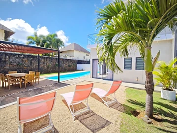 4 Bedroom Villa