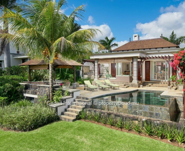 Bel Ombre luxury villa with golf view for sale | Heritage Villas Valriche –Mauritius