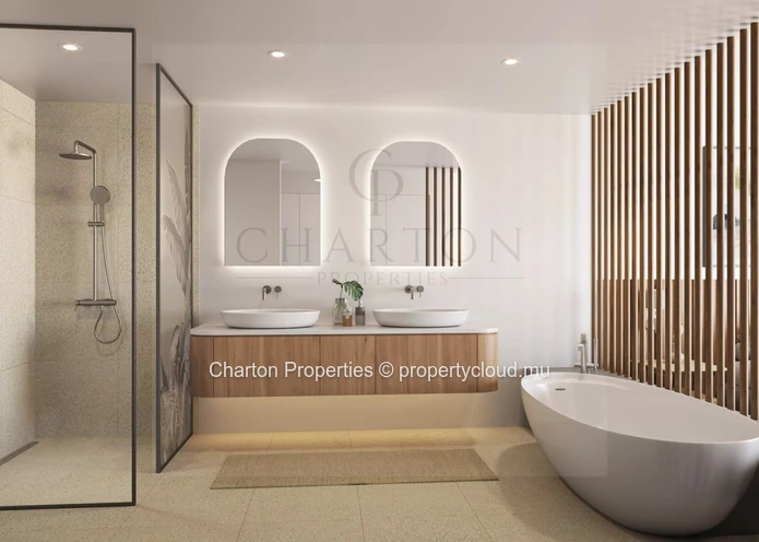 Exceptional 4 en suite bedroom penthouse in a landmark address on the West Coast