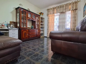 5 Bedroom Apartment