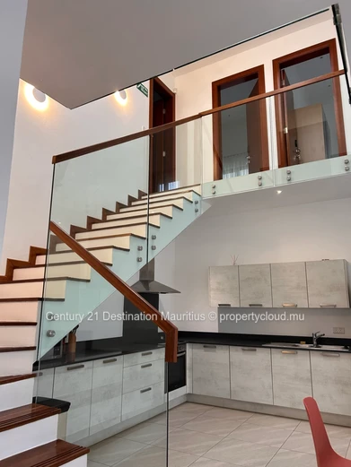 Villa en duplex de 4 chambres, idéal pour famille et business