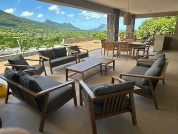 4 Bedroom Villa