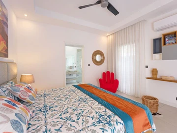 4 Bedroom Villa