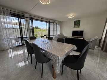 4 Bedroom Villa