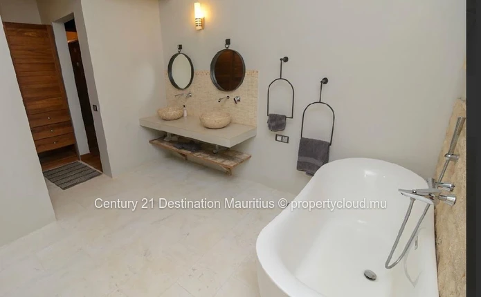 Elegant Furnished Villa for Long-Term Rental 