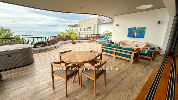 Seascape Penthouse