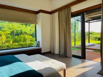 4 Bedroom Villa