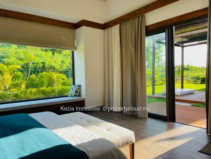 Villa Contemporaine De Plain Pied À L’Esprit Balinais