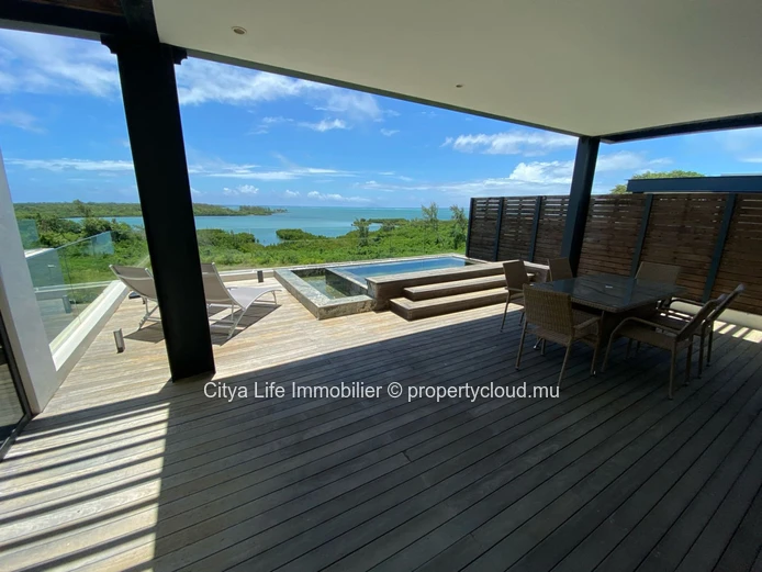 Penthouse avec vue mer