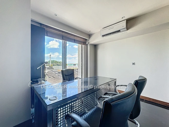 Bureau à vendre au cœur de Grand Baie