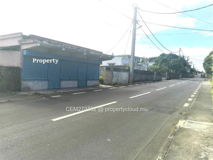 Terrain commercial à vendre – 10.90 Perche(s), Surinam, Sud