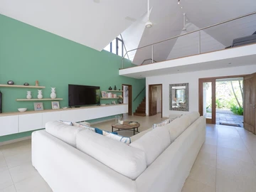 4 Bedroom Villa