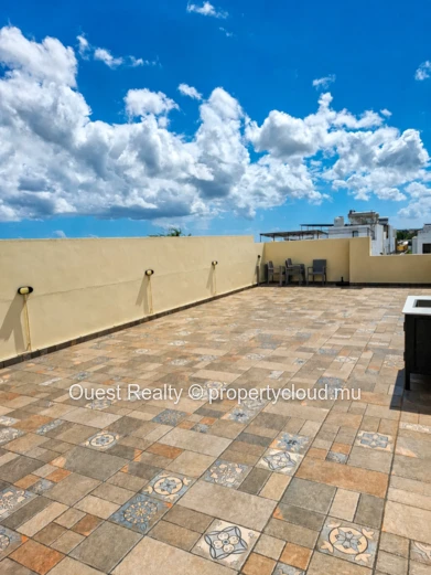 Rooftop Apartment at Ruisseau Palmyre