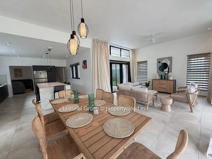 Contemporary Villa For Rent  – Private Pool & Tranquil Setting