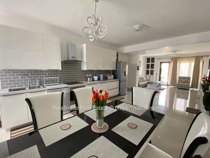 Beautiful 3-bedroom furnished apartment for rent near the sea in Pereybere, Mauritius