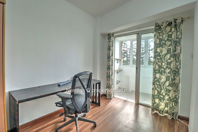 3 bedroom apartment for rent in Curepipe 