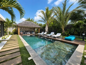 4 Bedroom Villa
