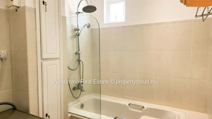 Renovated 3-bedroom apartment for rent in the heart of Tamarin