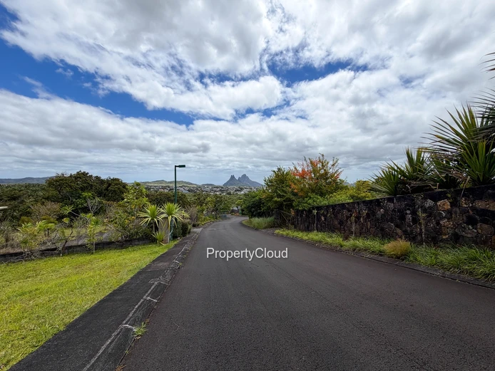 1,056 Sqm / 278 Toises Plot For Sale | La Vanille, Floréal | High End Gated Development | Amazing View | Rs 11M
