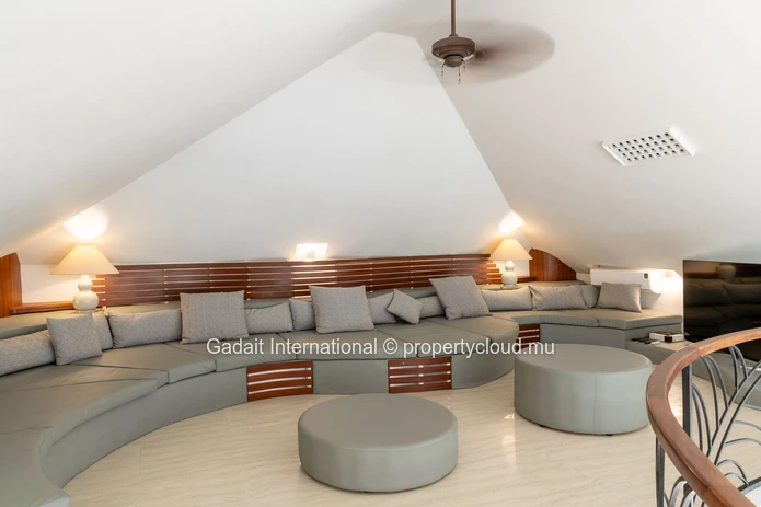 An exceptional frontline golf villa in the heart of the prestigious Anahita estate