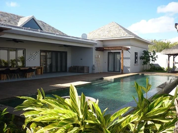 5 Bedroom Villa