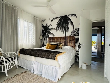 5 Bedroom Townhouse, Duplex