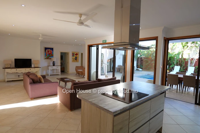 Villa meublée 4 chambres avec piscine à louer à Pointe aux Piments