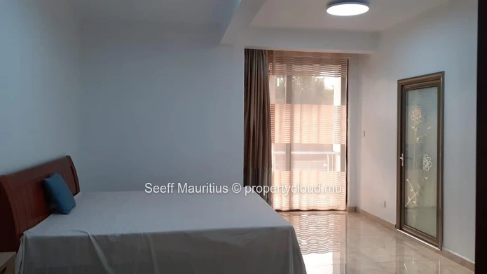 Duplex Contemporain à Pereybere