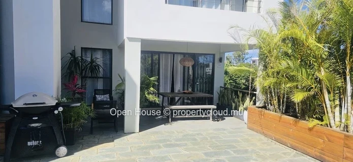 Furnished 3-Bedroom Townhouse with Pool in Grand Baie (Sole Mandate)
