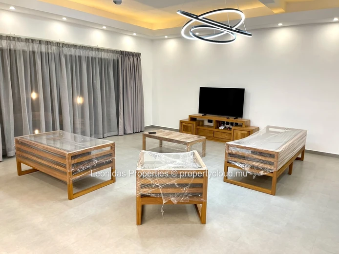 Magnifique villa neuve de 4 chambres en suites 