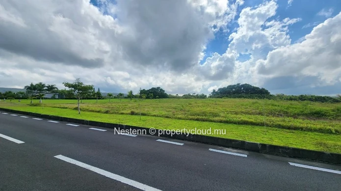 Superbe Terrain de 75 Perches/3155m2 avec Vue Golf domaine sécurisé – Bois Chéri Avalon Golf Estate, Bois Chéri