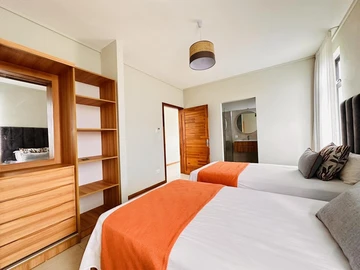 4 Bedroom Villa