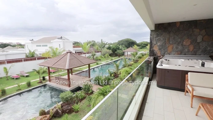 Appartement Spacieux et Moderne à Pereybere avec Jacuzzi & Piscine