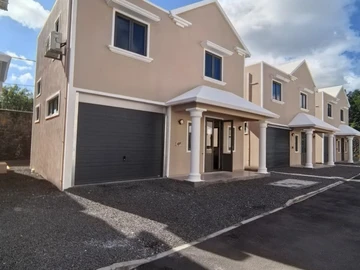 3 Bedroom Townhouse, Duplex