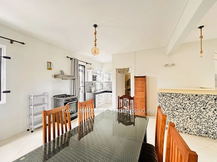 Duplex With Private Garden