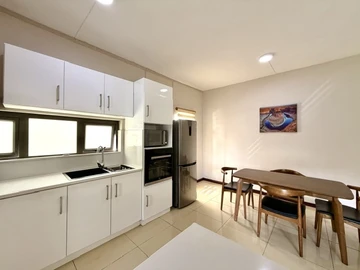 3 Bedroom Townhouse, Duplex