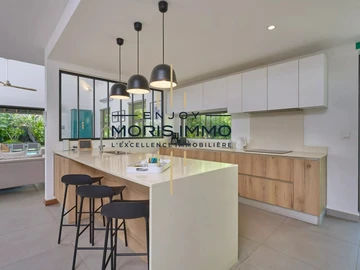 4 Bedroom Villa