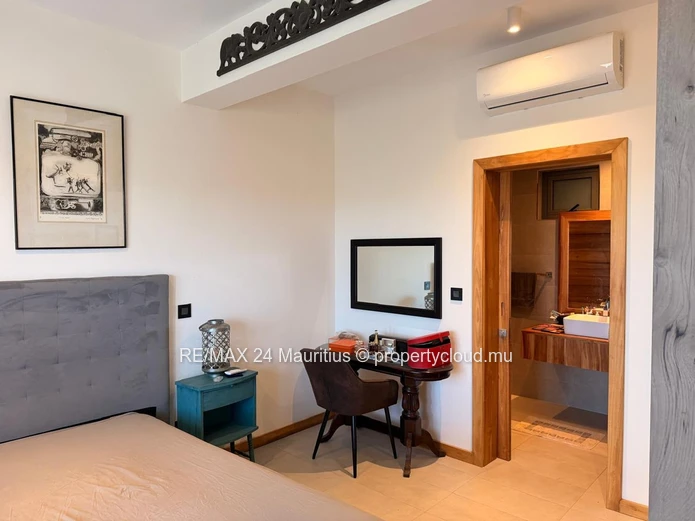 Second-Floor Apartment in Pereybere | Views