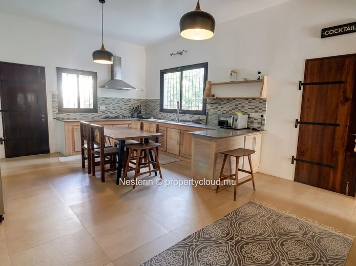 Charmante villa de 3 chambres avec piscine privée à Péreybère