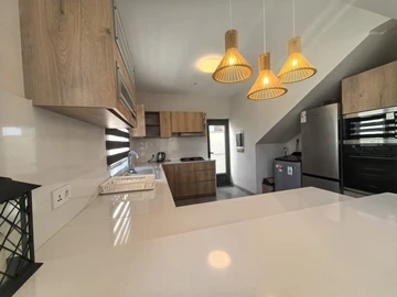 4 Bedroom Villa