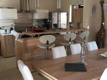 4 Bedroom Villa