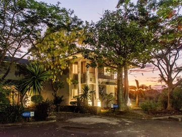 A Prestigious, Standalone Corporate Office Building.