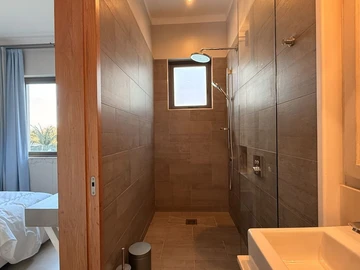 Appartement de 5 Chambres