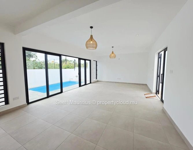 Jolie petite maison dans un endroit calme